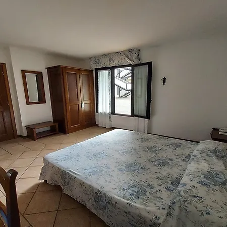 Ξενοδοχείο Pizzalto 4*