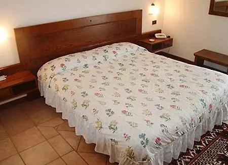 Ξενοδοχείο Pizzalto 4*